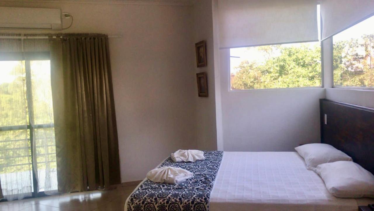 Rainforest Hotel & Cabanas Puerto Iguazú Extérieur photo